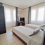 Diamond מלון 3*