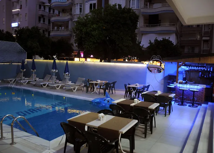 Diamond Hotell 3*